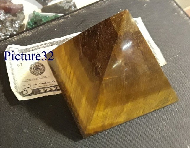 tiger eye pyramid